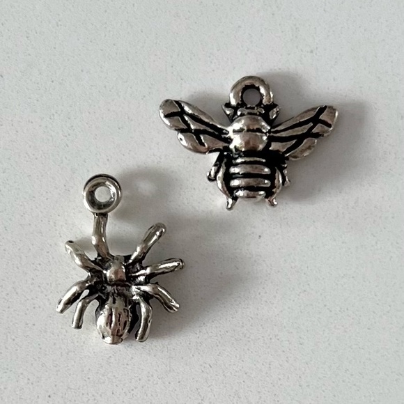 ⭐️ Bundle of 3 Sterling Silver Insect Charms - Picture 6 of 9